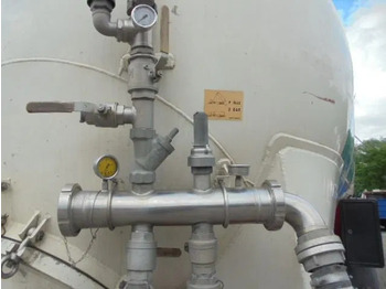 Semi-reboque cisterna Benalu GRUPO GARVIVES SAL 60000L: foto 4