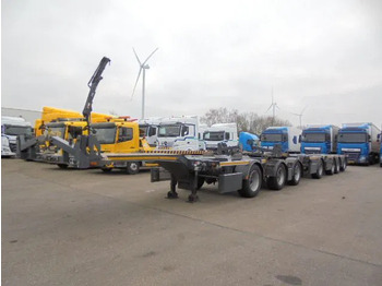 Semi-reboque transportador de contêineres/ Caixa móvel D-TEC