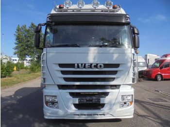 Locação financeira de Iveco Stralis 450 6X2 RETARDER Iveco Stralis 450 6X2 RETARDER: foto 2