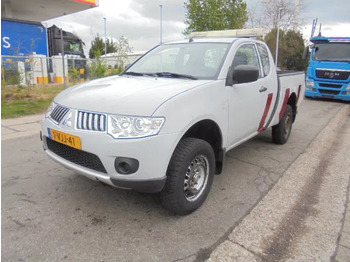 Pick-up MITSUBISHI L200