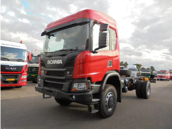 Camião chassi SCANIA P 450