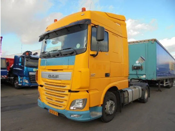 Tractor DAF XF 440