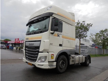 Tractor DAF XF 460