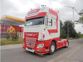 Tractor DAF XF 530