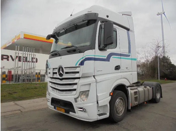 Tractor MERCEDES-BENZ Actros 1943