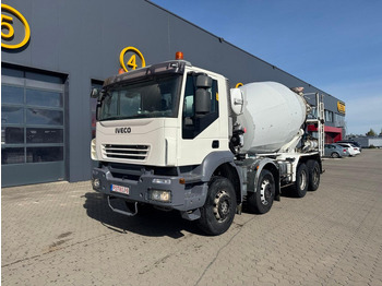 Camião betoneira IVECO Trakker