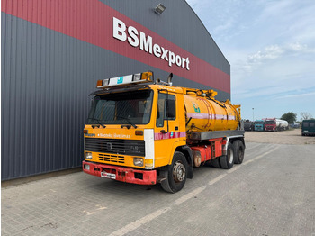 Caminhão limpa fossa VOLVO FL10