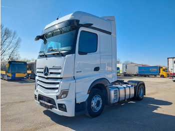 Tractor MERCEDES-BENZ Actros 1845