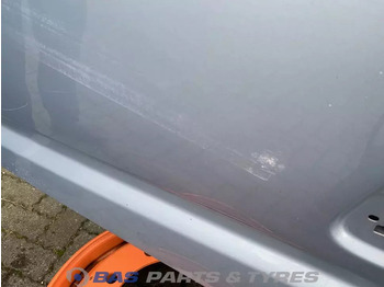 Porta e peças para Camião Volvo FH4: foto 3 Porta e peças para Camião Volvo FH4: foto 3