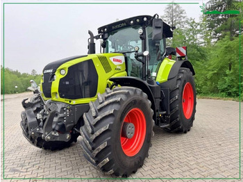 Trator CLAAS Axion 830