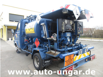 Camião cisterna para transporte de combustível Renault B110 Titan Aviation AVGas Refueller Jet Tanker 2000l Aviteilleur GSE: foto 3