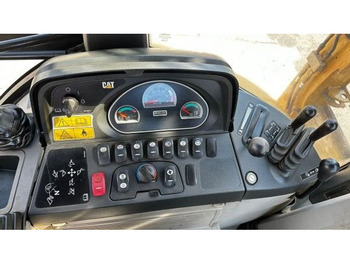 Retroescavadeira Caterpillar 432 E: foto 5