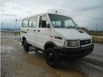 Minibus, Furgão de passageiros Iveco IVECO TURBO DAILY 40-10 (4X4): foto 1