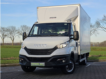 Carrinha de contentor IVECO Daily 35c16