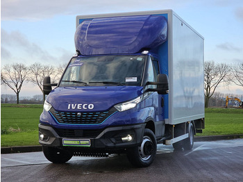 Carrinha de contentor IVECO Daily