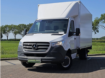 Carrinha de contentor MERCEDES-BENZ Sprinter 516