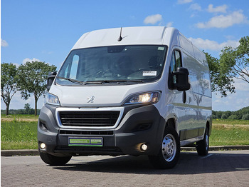 Furgão PEUGEOT Boxer