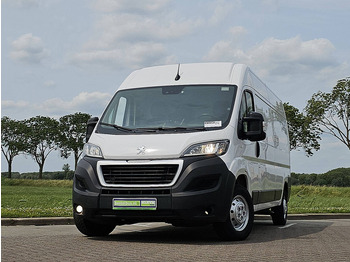 Furgão PEUGEOT Boxer