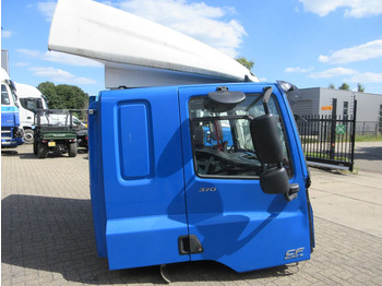 Cabine e interior para Camião DAF DAF CF 370 CABINE VOOR DE ONDERDELEN DONOR !! SLOOP: foto 3