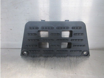 Cabine e interior para Camião Mercedes-Benz A 943 666 00 28 TREDEPLANGK ATEGO EURO 6: foto 3