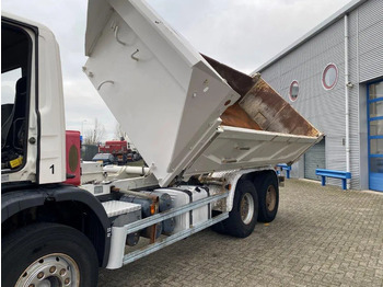 Camião basculante Scania 124-400 / 6X4 / RETARDER / BIG AXLE / FULL STEEL / 2SIDE TIPPER / OLD TACHO / AIRCO / MANUAL / EURO-2 / 2000: foto 3