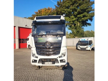 Locação financeira de Mercedes-Benz ACTROS 1863 / ENGINE RUNNING / RETARDER / PARK-COOL /HYDRAULICS / ONLY: 268593KM / GIGA-SPACE / MIRRORCAM / AUTOMATIC / EURO-6 / Mercedes-Benz ACTROS 1863 / ENGINE RUNNING / RETARDER / PARK-COOL /HYDRAULICS / ONLY: 268593KM / GIGA-SPACE / MIRRORCAM / AUTOMATIC / EURO-6 /: foto 3 Locação financeira de Mercedes-Benz ACTROS 1863 / ENGINE RUNNING / RETARDER / PARK-COOL /HYDRAULICS / ONLY: 268593KM / GIGA-SPACE / MIRRORCAM / AUTOMATIC / EURO-6 / Mercedes-Benz ACTROS 1863 / ENGINE RUNNING / RETARDER / PARK-COOL /HYDRAULICS / ONLY: 268593KM / GIGA-SPACE / MIRRORCAM / AUTOMATIC / EURO-6 /: foto 3