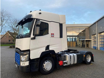 Tractor RENAULT T 480