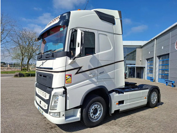 Tractor VOLVO FH