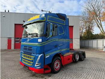 Tractor VOLVO FH