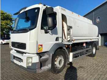 Camião cisterna VOLVO FL7