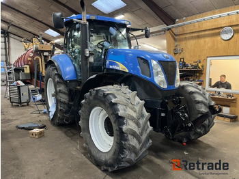 Trator NEW HOLLAND T7050