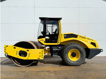 Rolo BOMAG