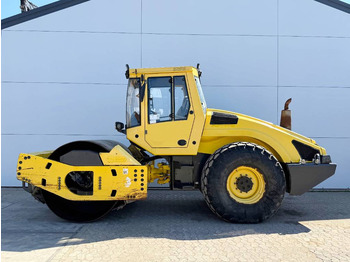 Rolo BOMAG BW213DH-4