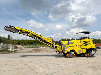 Máquina de asfalto WIRTGEN W100F
