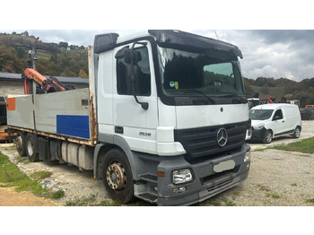 Camião de caixa aberta/ Plataforma Mercedes-Benz Actros 2536 L 6x2 stake body - lifting axle: foto 3