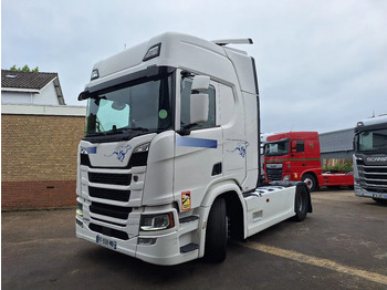 Tractor SCANIA R 500
