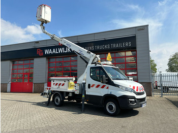 Veículo comercial IVECO Daily 35s14