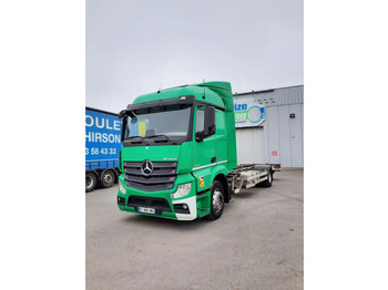 Camião chassi MERCEDES-BENZ Actros 1836