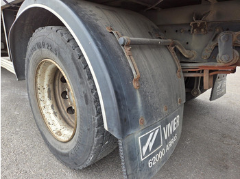 Camião de lona Mercedes-Benz Axor 1829 - full steel/lames: foto 4