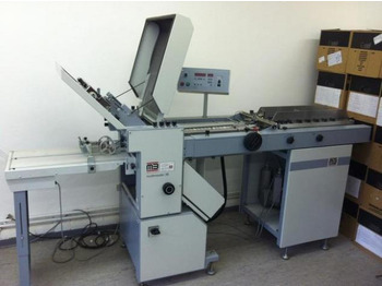 Máquina de dobrar papel