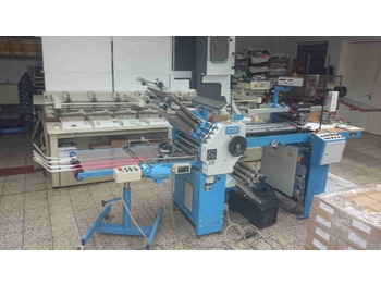 Máquina de dobrar papel