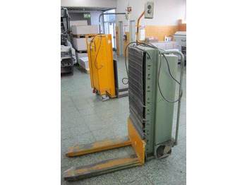 Equipamento de armazém