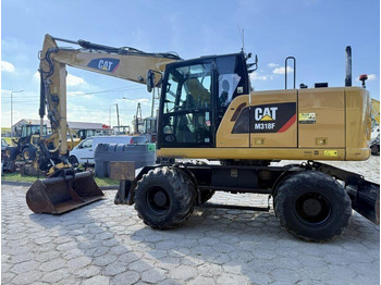 Escavadeira de rodas CATERPILLAR M318F