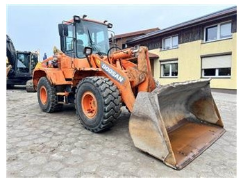 Pá carregadora de rodas DOOSAN DL250