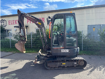 Mini escavadeira VOLVO ECR25D