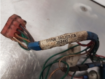 Cables/ Wire harness para Trator Ford 10, 6610, 5610, 4610 Series Ap Cab Wirring Loom D9nn14a104aa: foto 3