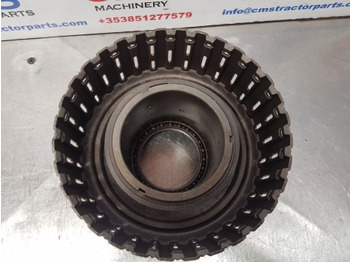Embreagem e peças Ford New Holland 40 And Ts Series Rear Clutch Housing 82036853, 82016096: foto 4