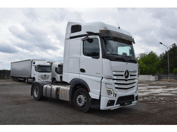 Tractor Mercedes-Benz Actros 5 1845 BigSpace Max tanks: foto 3