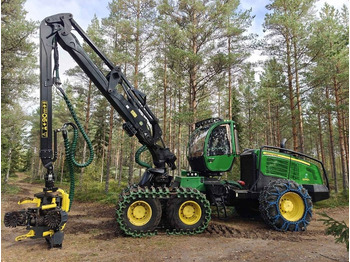 Harvester John Deere 1270 G: foto 2 Harvester John Deere 1270 G: foto 2