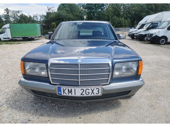 Sedan MERCEDES-BENZ